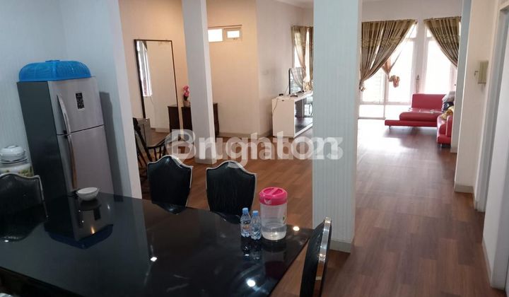 Rumah cantik 4 lantai dijual di Perumahan Alaya Rumah cantik 4 lantai dijual di Perumahan Alaya