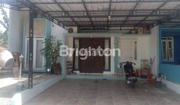 Rumah cantik di jual di Tamansari Grand Samarinda  1