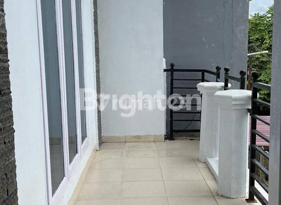 Rumah 3 lantai dijual di perumahan Bumi Sempaja  2