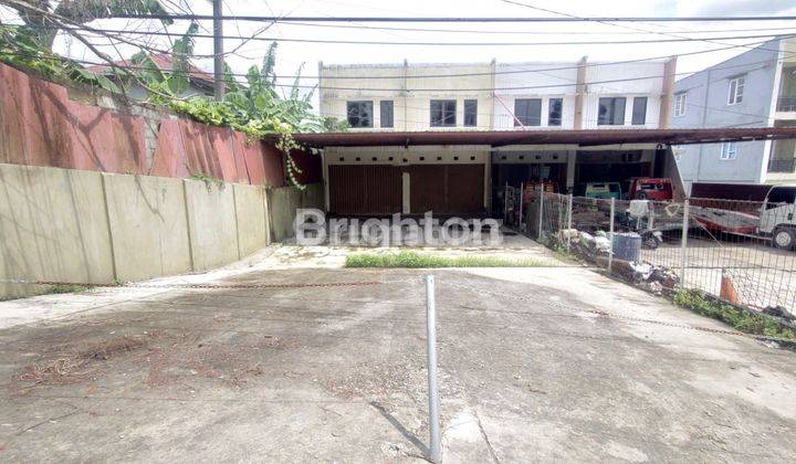 Ruko 3 lantai dijual di  Pasar butun 1