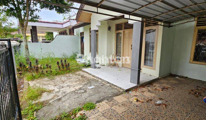 Rumah dijual di pondok surya  1