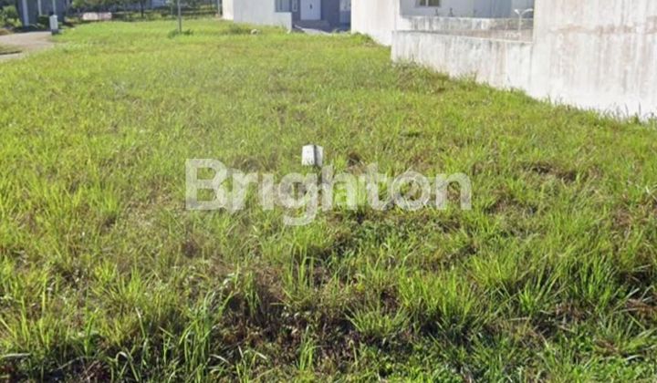 Tanah atau Kavling posisi Hook dijual di Perumahan Grand City