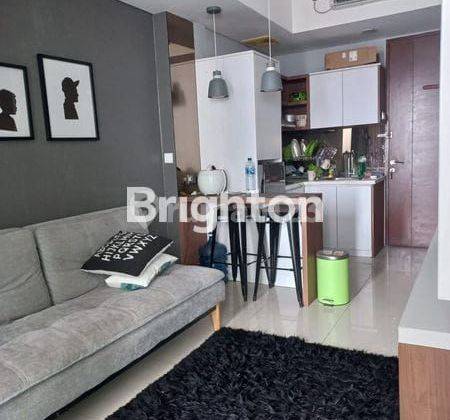 Apartemen full furnish LINDEN Marvel City SURABAYA view pool 1