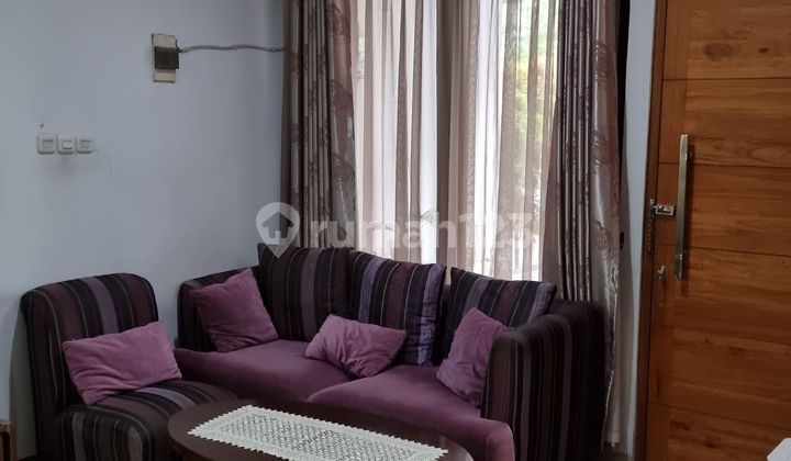 Turun Harga Rumah Mungil Dalam Cluster di Ciputat 2