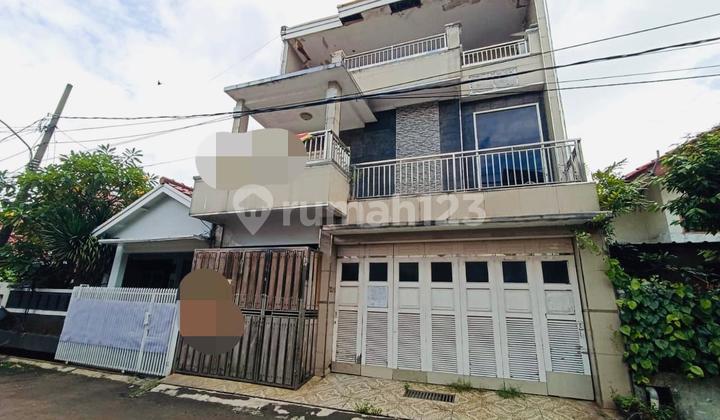 Rumah Dekat Pasar Tradisional Dalam Perumahan Ciputat Timur 2