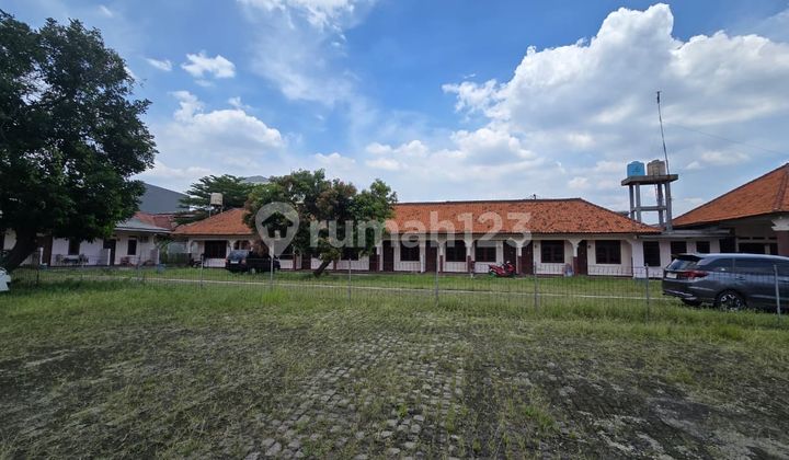 Kost Dan Kontrakan Dengan Parkir Luas dan Harga Miring di Depok Kost Dan Kontrakan Dengan Parkir Luas dan Harga Miring di Depok