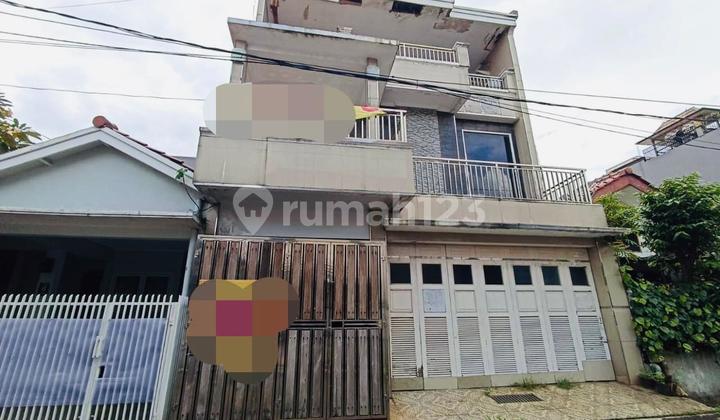 Rumah Dekat Pasar Tradisional Dalam Perumahan Ciputat Timur Rumah Dekat Pasar Tradisional Dalam Perumahan Ciputat Timur