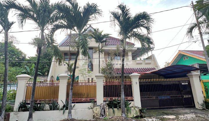Rumah 2 Lantai Disewakan Dikawasan Asri Jakarta Selatan  1