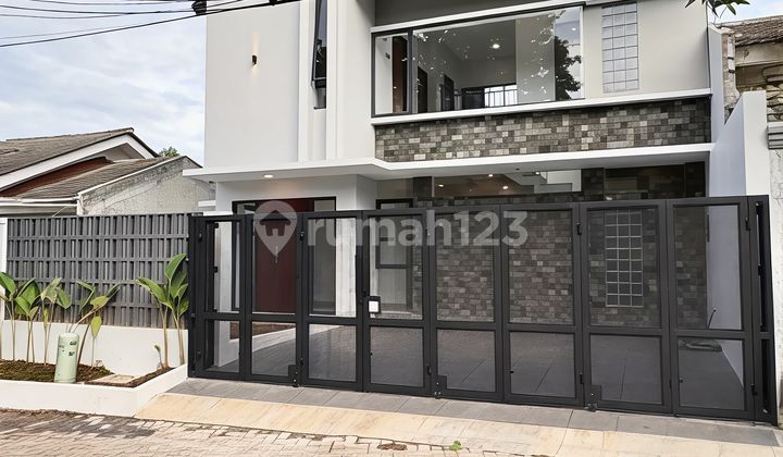 Beautiful Modern Minimalist Kencana Loka Bsd House
