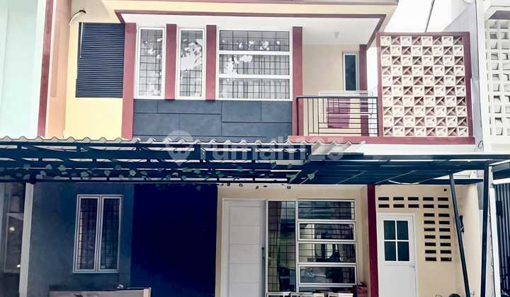 Rumah Dalam Cluster One Gate Dekat Pasar Modern BSD 