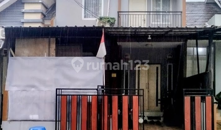 Rumah Sudah Renovasi Depan Taman di Cendana Residence Rumah Sudah Renovasi Depan Taman di Cendana Residence