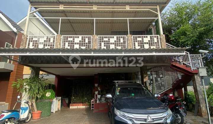 Rumah Mezanine Dekat GT Jatiwarna di Green Park Bekasi