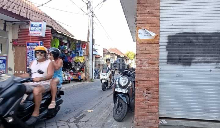 Toko Di Sewakan Jl Popies Kuta