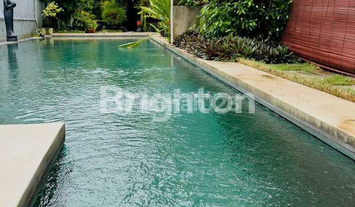Luxury Villa 6br+pool, 600m2 In North Kuta - Freehold