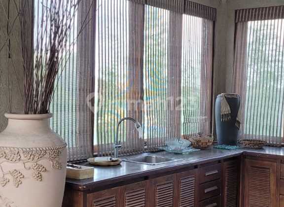 Building For Sale Strategic Location Batubulan