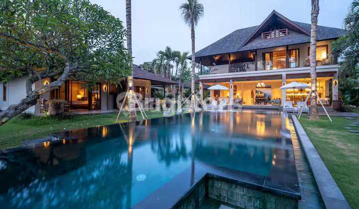 Villa Luxury Cheap Ocean View At Cemagi Villa Luxury Cheap Ocean View At Cemagi