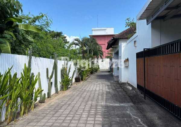 Luxurious 2BR Fully Furnished Villa in Kuta, 5 Minutes to McDonald's and the Beach