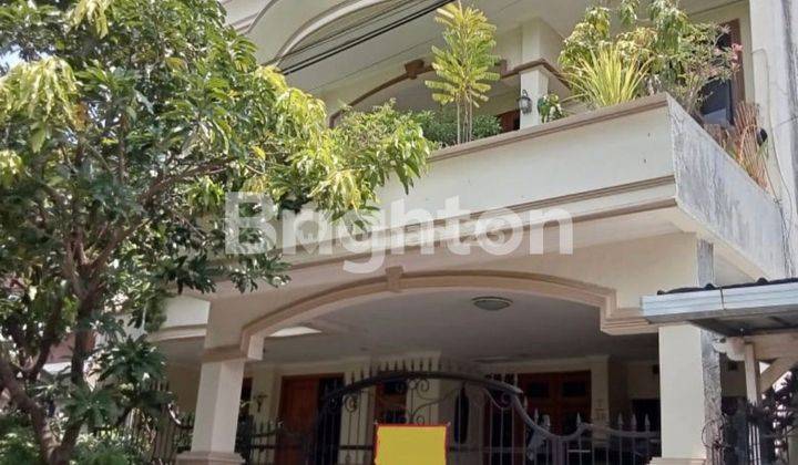 RUMAH 2 LANTAI DI MANYAR TIRTOYOSO UTARA DEKAT DENGAN KOLAM RENANG MANYAR 2