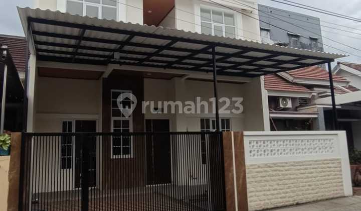 Dijual Murah Rumah Baru 8X13 di Ketintang Hanya 1,9 M Nego - Dekat Pengadilan Negeri, Sekolah Al Falah, Royal Plaza