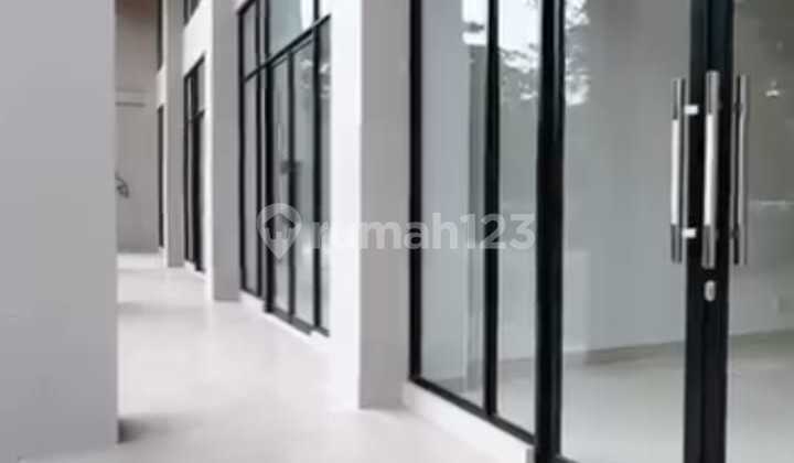 Dijual Ruko Baru 4 Lantai Siap Huni di Komersial Area Jalan Raya Merr - Lokasi Strategis Ramai Cocok untuk Segala Macam Usaha