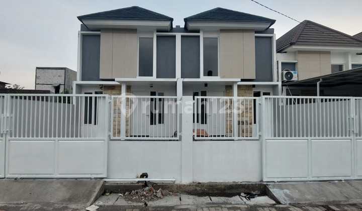 FOR SALE NEW 1-STORY HOUSE ONLY AROUND 800 MILLION, LAND AREA 100 SQUARE METERS IN MEDOKAN AYU, RUNGKUT, EAST SURABAYA 2
