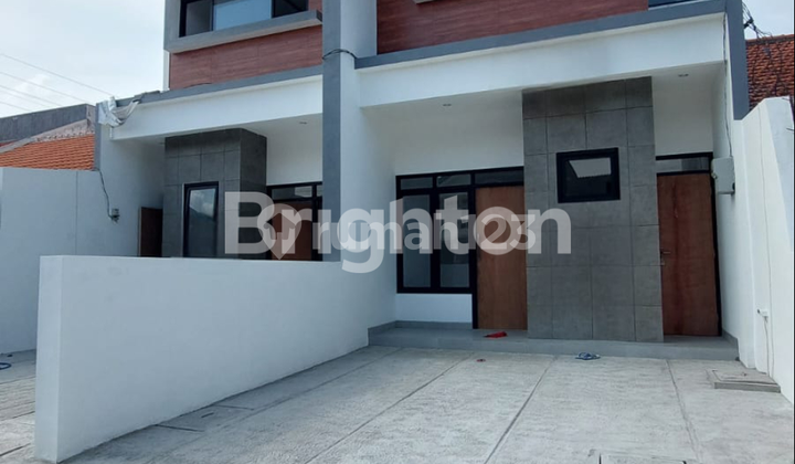 RUMAH BARU 2 LANTAI DI TENGGILIS DEKAT UBAYA