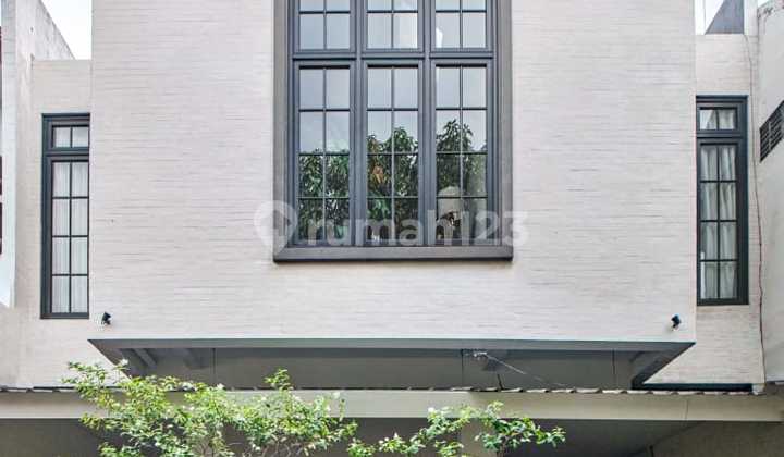 DIJUAL RUMAH MEWAH 3 LANTAI FULL FURNISH BAGUS DI SEPANJANG, TAMAN, SIDOARJO - DEKAT MASJID & LINGKUNGAN NYAMAN 1