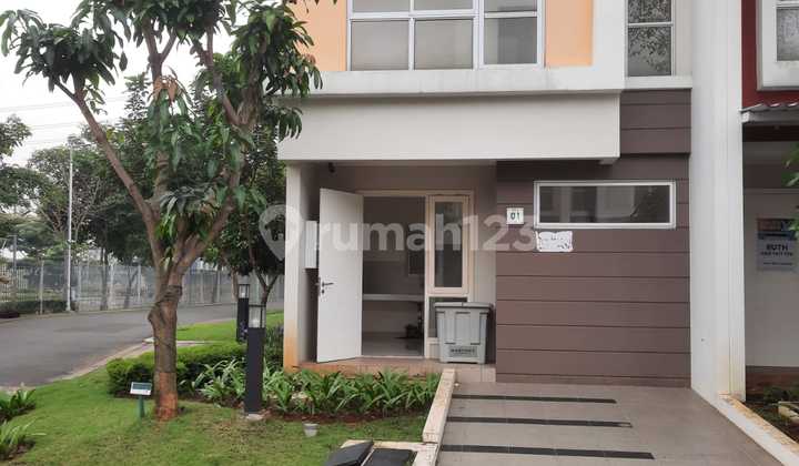 Rumah Posisi Hook Siap Huni di Martinez Summarecon, Gading Serpong
