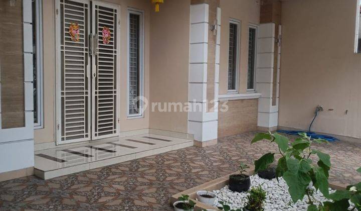 Rumah 2 Lantai SHM di Sektor 1e, Summarecon Serpong, Tangerang 2