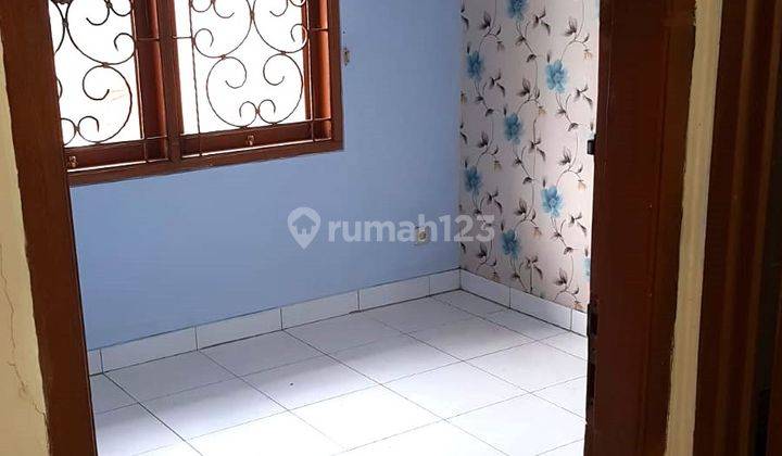 Dijual Cepat Rumah di Villa Melati Mas, Tangerang Selatan 2