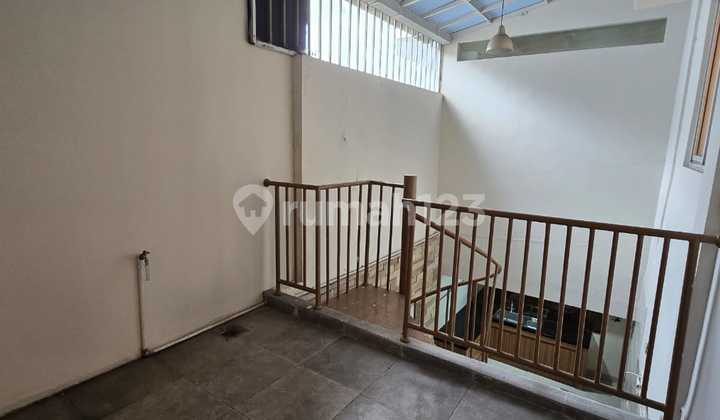 Semi-Furnished 8X16 House at Serenade Lake, Gading Serpong 2