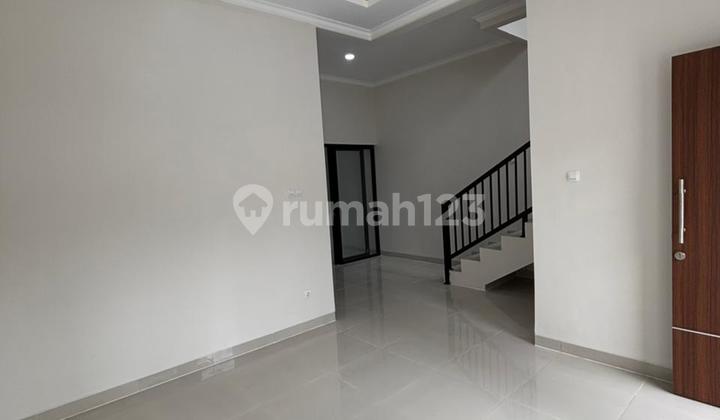 Rumah Baru 6X15 Unfurnish Bonus 3 AC di Sektor 8, Gading Serpong 2
