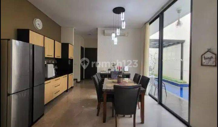 Rumah Semi Furnished Dengan Kolam Renang di Lancewood Bsd City 1