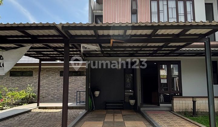 Rumah 8X15 Full Furnished dengan 3 Kitchen Set di Mozia Bsd City