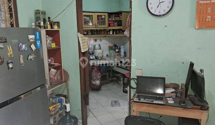 Dijual Rumah Hook Hitung Tanah di Anggrek Loka 2.1 2