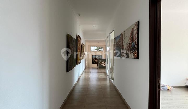 Dijual Rumah Mewah Taman Luas di Tiara PHG, Gading Serpong 2