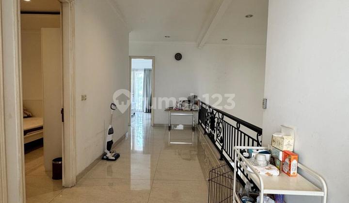 Aristotle Cluster House Gading Serpong 3 Floors Semi Furnished 2