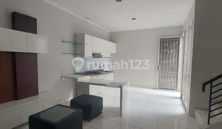 Disewakan Rumah Rapih di The Icon Cluster Verdan Ville, Bsd 2
