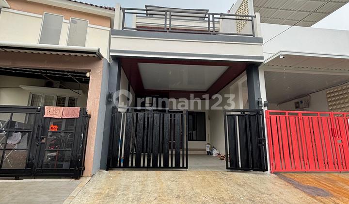 Rumah Modern Posisi Pojok di Villa Melati Mas, Tangsel