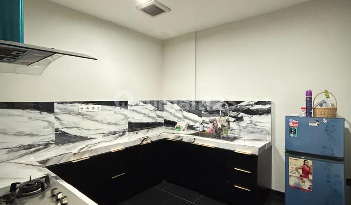 Fully Renovated House, Semi-Furnished & Full Granite at The Icon, BSD 2