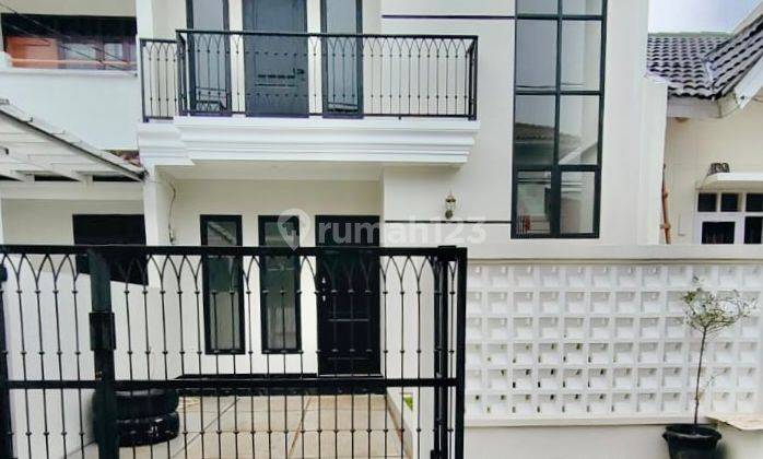 Rumah Bangunan Baru Dan Full Renov di Nusaloka Sektor 14, Bsd 1