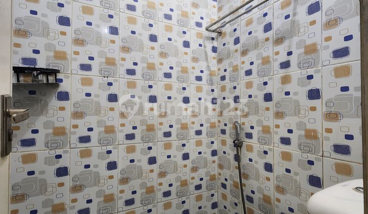 1.5-Story House in BSD Nusaloka Near Market, School & Toll Road 2