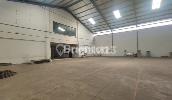 ACTIVE FACTORY / WAREHOUSE IN THE KENDAL INDUSTRIAL AREA