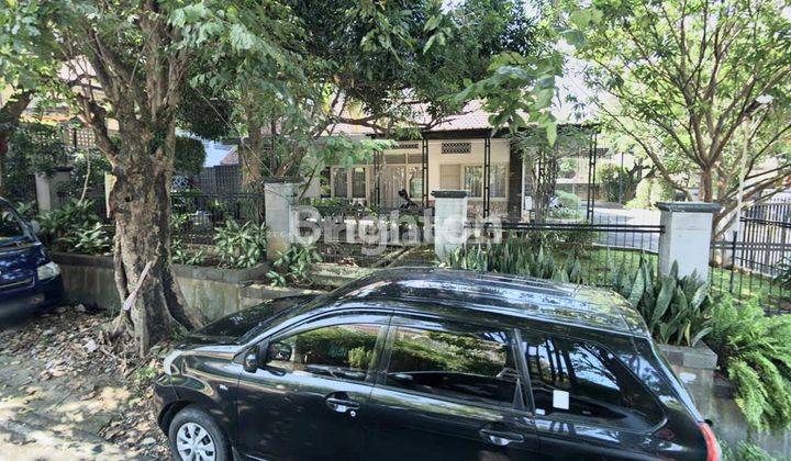 RUMAH HOOK, LUAS DAN STRATEGIS SIAP HUNI FURNISHED DAERAH GAJAHMUNGKUR 2