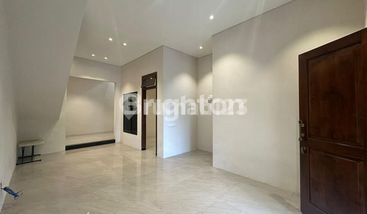 TWO-STORY HOUSE IN CENTRAL SEMARANG 2