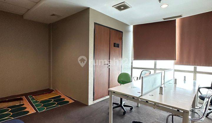 Sewa Ruang Kantor Siap Pakai di Menara 165 Area Tb Simatupang, Jakarta Selatan 1