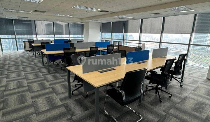 Disewakan Ruang Kantor Furnish di Uob Plaza Area Thamrin, Jakarta Pusat 1