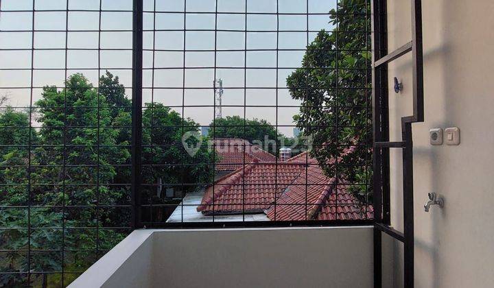 Rumah mewah 2 lantai + Private Pool Kebagusan Jaksel SHM Nego 2