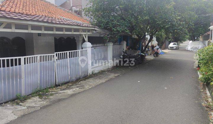 Dijual Rumah Tua LT 160 m² Pasar Minggu Jaksel SHM 1