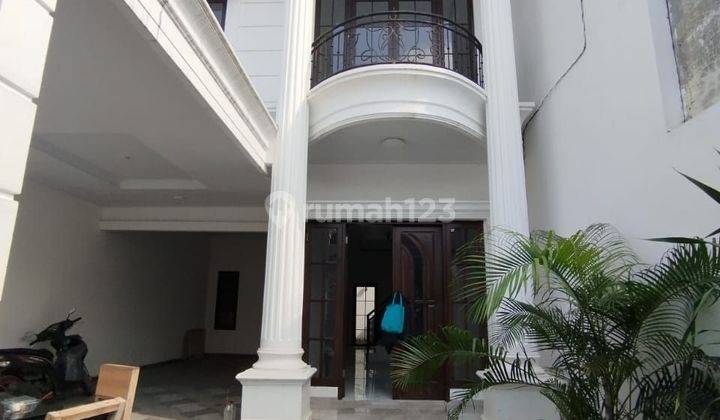 Dijual Rumah dalam Komplek Mewah LT134m² Moh Kahfi 1 Jagakarsa 1